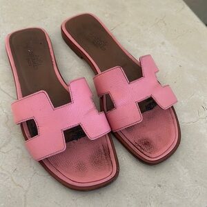 Used Hermes Oran Sandals in pink leather size 37